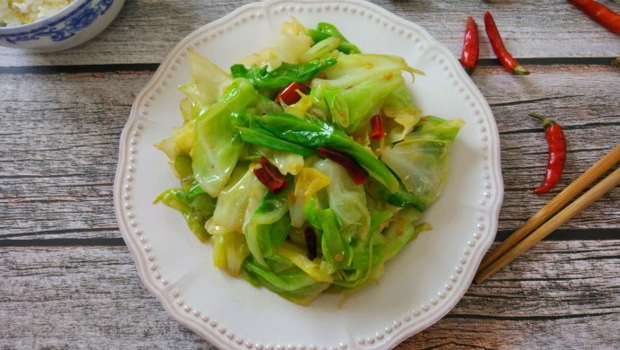 炝炒圆白菜