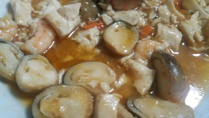 草菇鲜虾豆腐羹