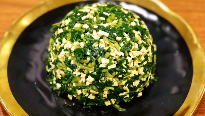 凉拌马兰头