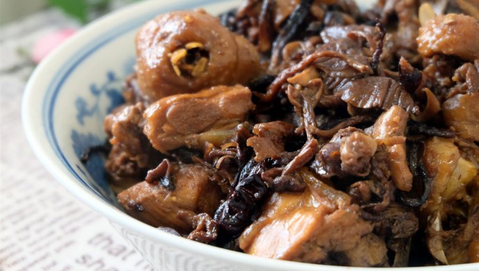 小鸡炖蘑菇