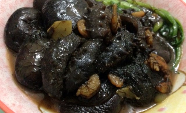 冬菇发菜焖海参