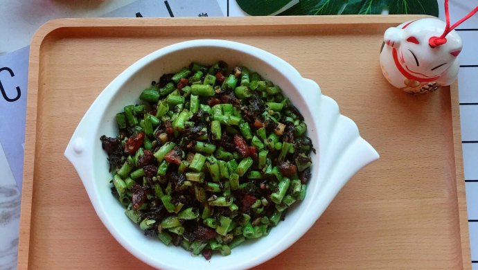 橄榄菜香肠丁炒豆角