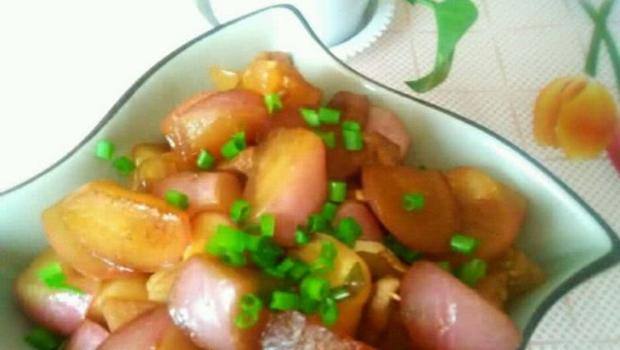 五花肉烧水萝卜