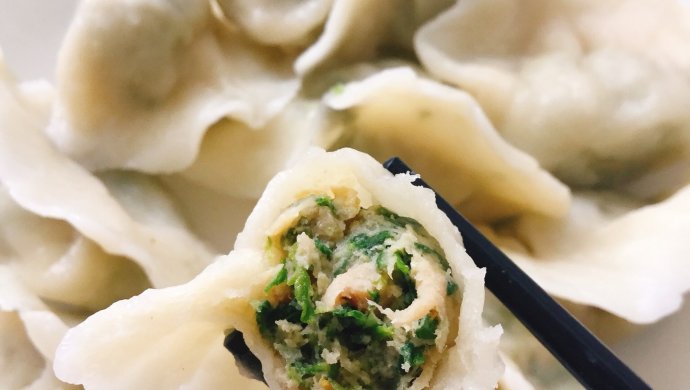 荠菜鲜肉饺子｜自己和面包饺子就是香