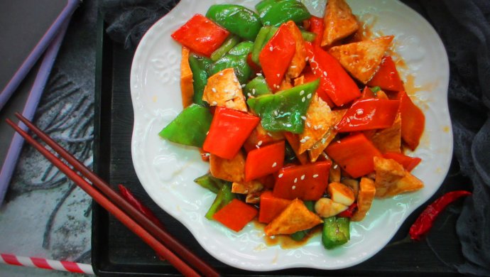尖椒豆腐