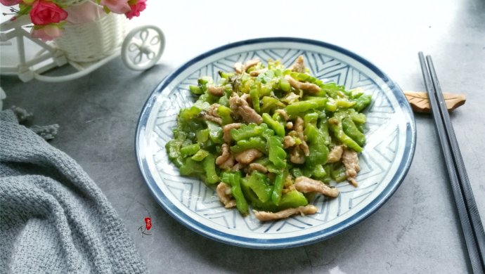 苦瓜雪菜炒肉