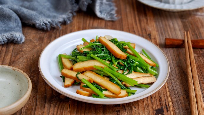 香干炒茼蒿