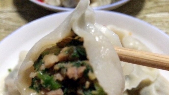萝卜缨子(萝卜叶)水饺