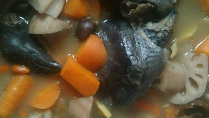 金钱菇乌鸡汤