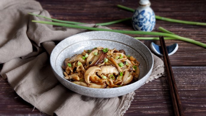 菌菇炒肉丝