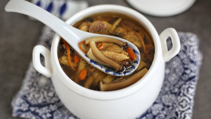 蟹味菇老鸭汤
