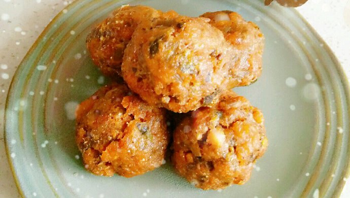 《马齿苋玉米肉团子》