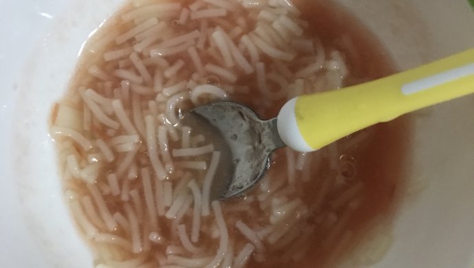 营养辅食-美味的西红柿小面条