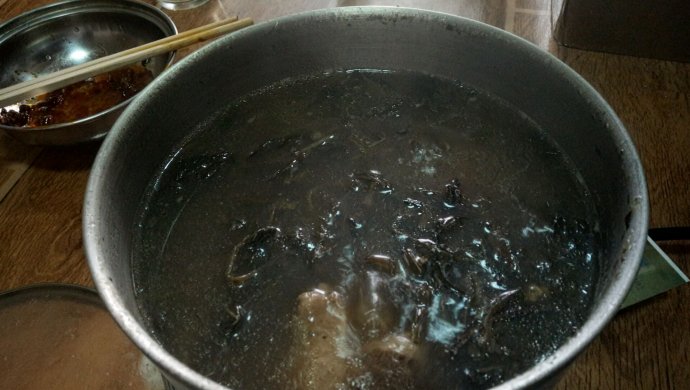 蒲公英炖排骨