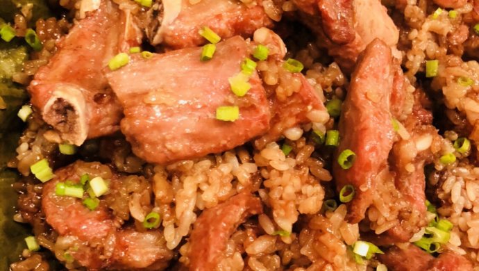 荷叶排骨糯米饭