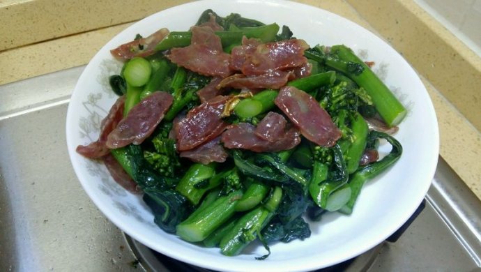 芥兰炒腊肠