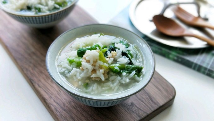 莴笋叶肉丸杂炊