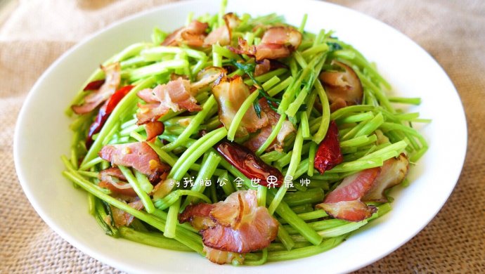 藜蒿炒腊肉