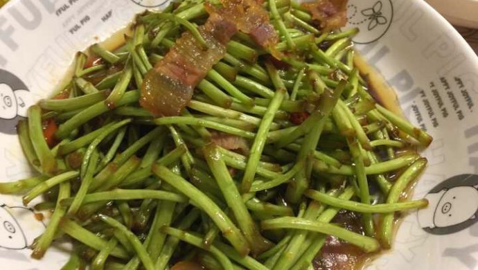 藜蒿炒腊肉