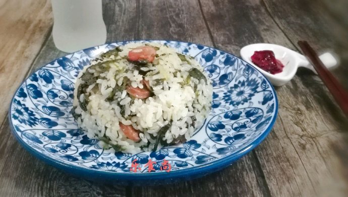 神兽学厨记之莴笋叶香肠饭