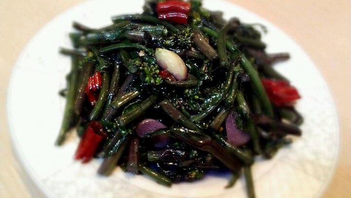 炝炒红菜苔