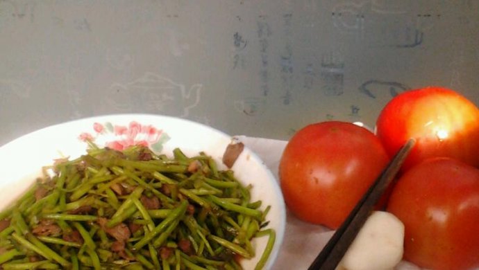 芦蒿炒肉丝
