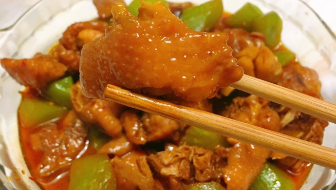青笋烧鸡肉