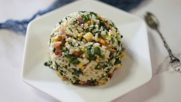 莴笋叶菜饭