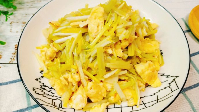 家常菜蒜黄炒鸡蛋，简单易学，超级好吃