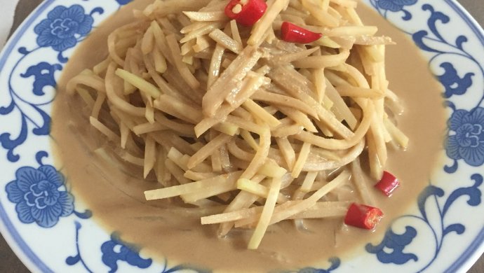 麻酱拌苤蓝