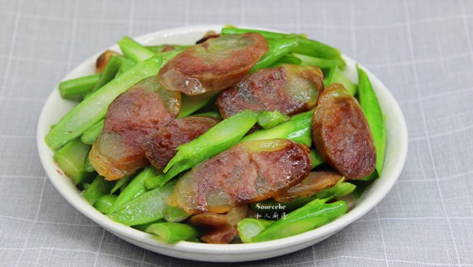 芥兰炒腊肠