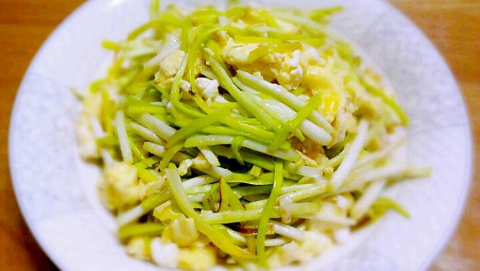 蒜黄炒鸡蛋
