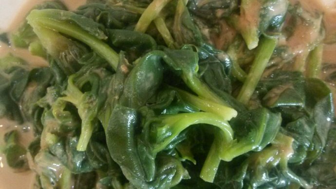 麻酱拌穿心莲