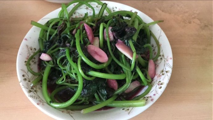 炒苋菜