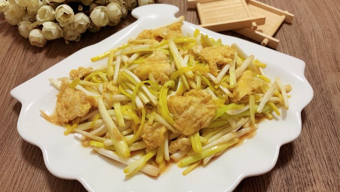 蒜黄炒鸡蛋