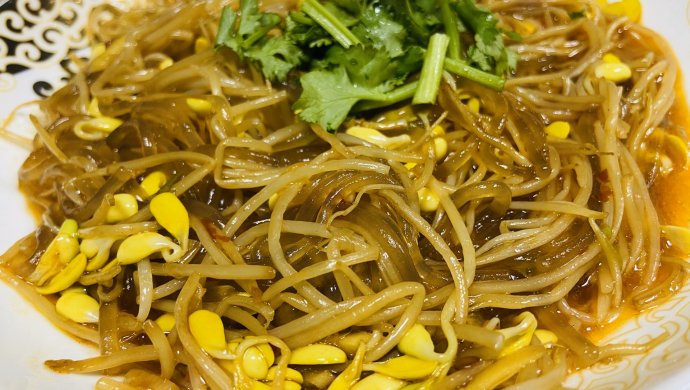 家常黄豆芽炒粉