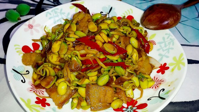 丹青菜谱?＆五花肉炒黄豆芽