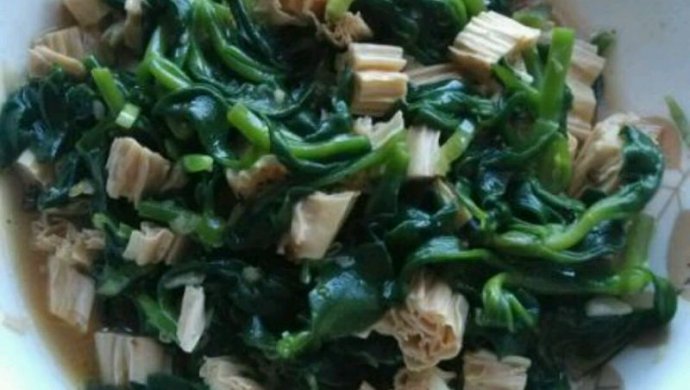 穿心莲凉拌腐竹