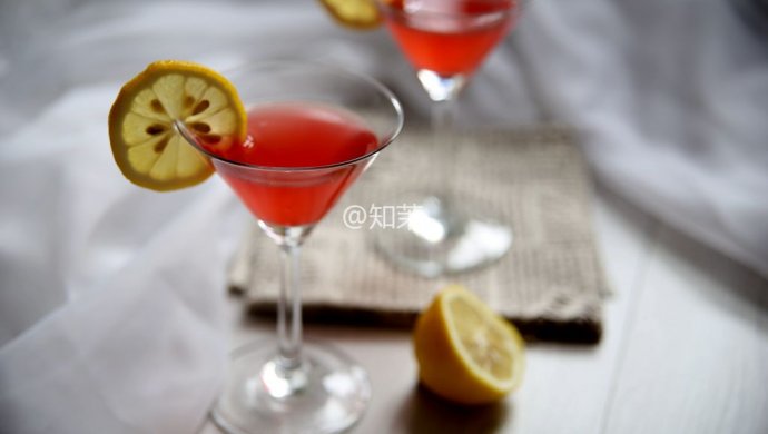 比鸡尾酒更迷人【李子柠檬饮】