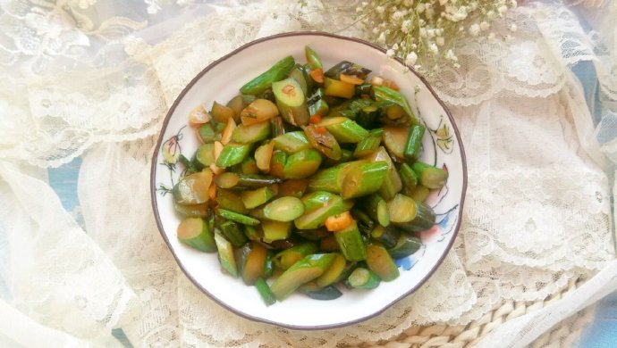 炒红菜心