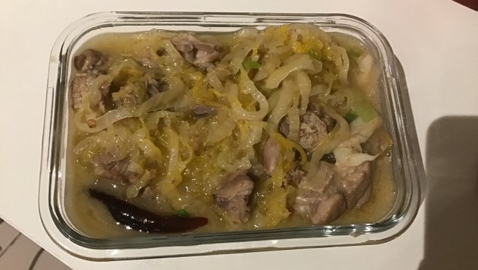 东北酸菜鸭腿肉
