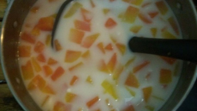 牛奶炖青木瓜