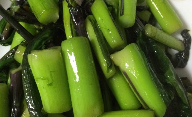 清炒红菜苔