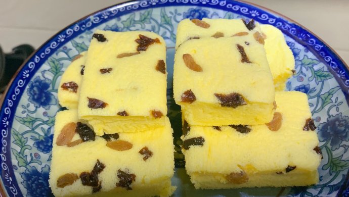 葡萄干西梅蒸蛋糕松软美味