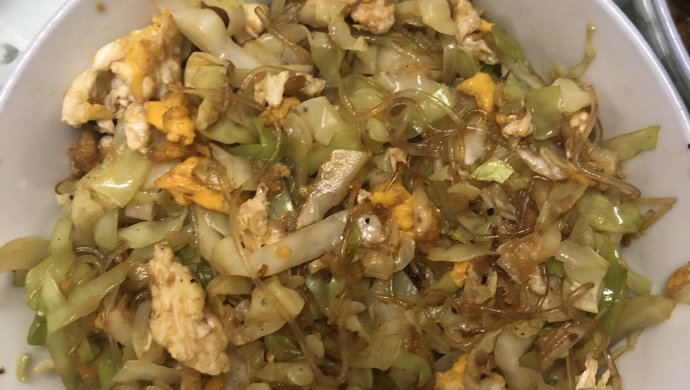 粉丝卷心菜