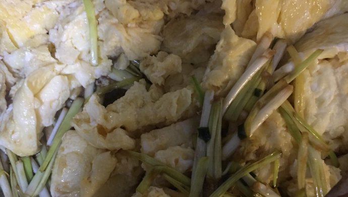 快手|蒜黄炒鸡蛋