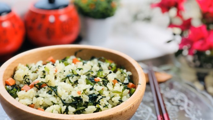 莴笋叶炒饭,很好吃啊~ 净素食