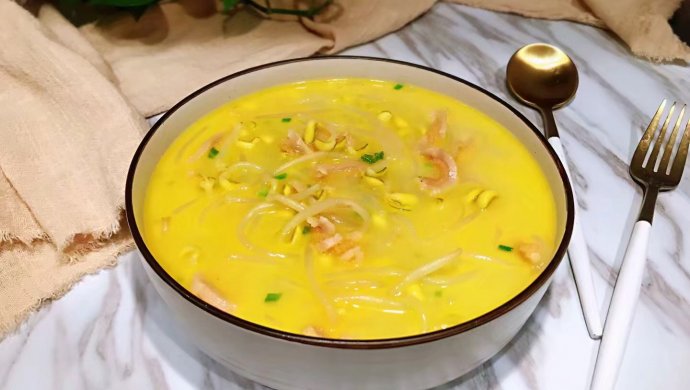 黄豆芽牛肚汤