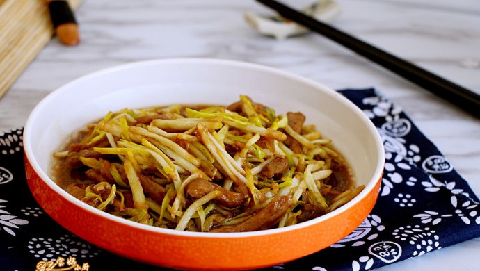 蒜黄炒肉
