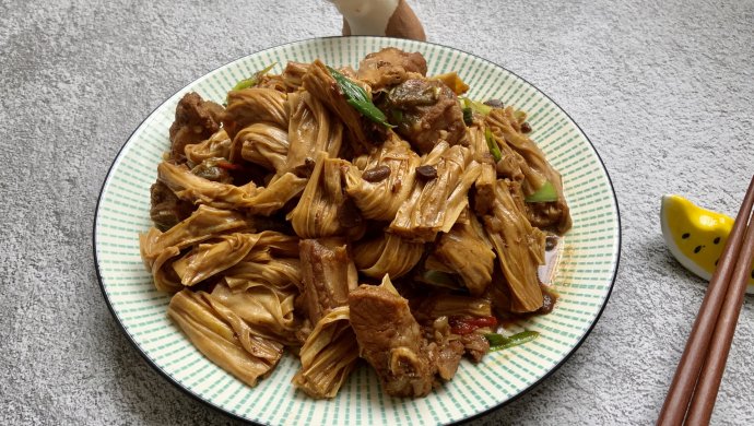 豆豉腐竹烧排骨